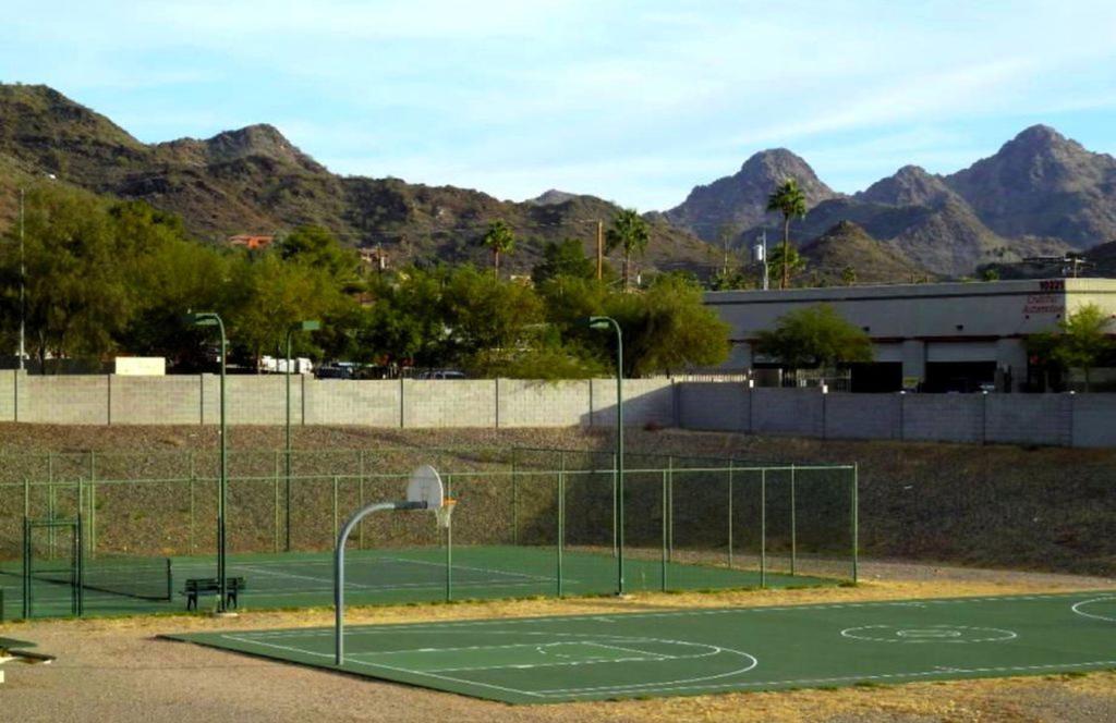 Private Resort Community Surrounded By Mountains W/3 Pool-Spa Complexes, All Heated & Open 24/7/365! Phoenix Luaran gambar