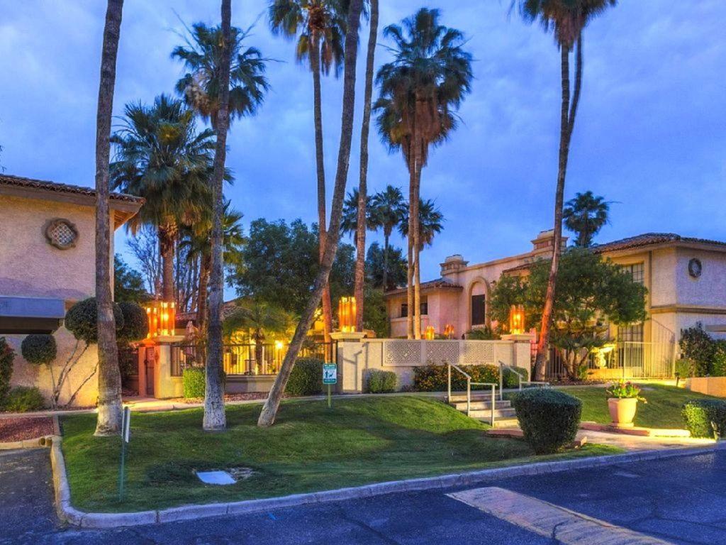 Private Resort Community Surrounded By Mountains W/3 Pool-Spa Complexes, All Heated & Open 24/7/365! Phoenix Luaran gambar